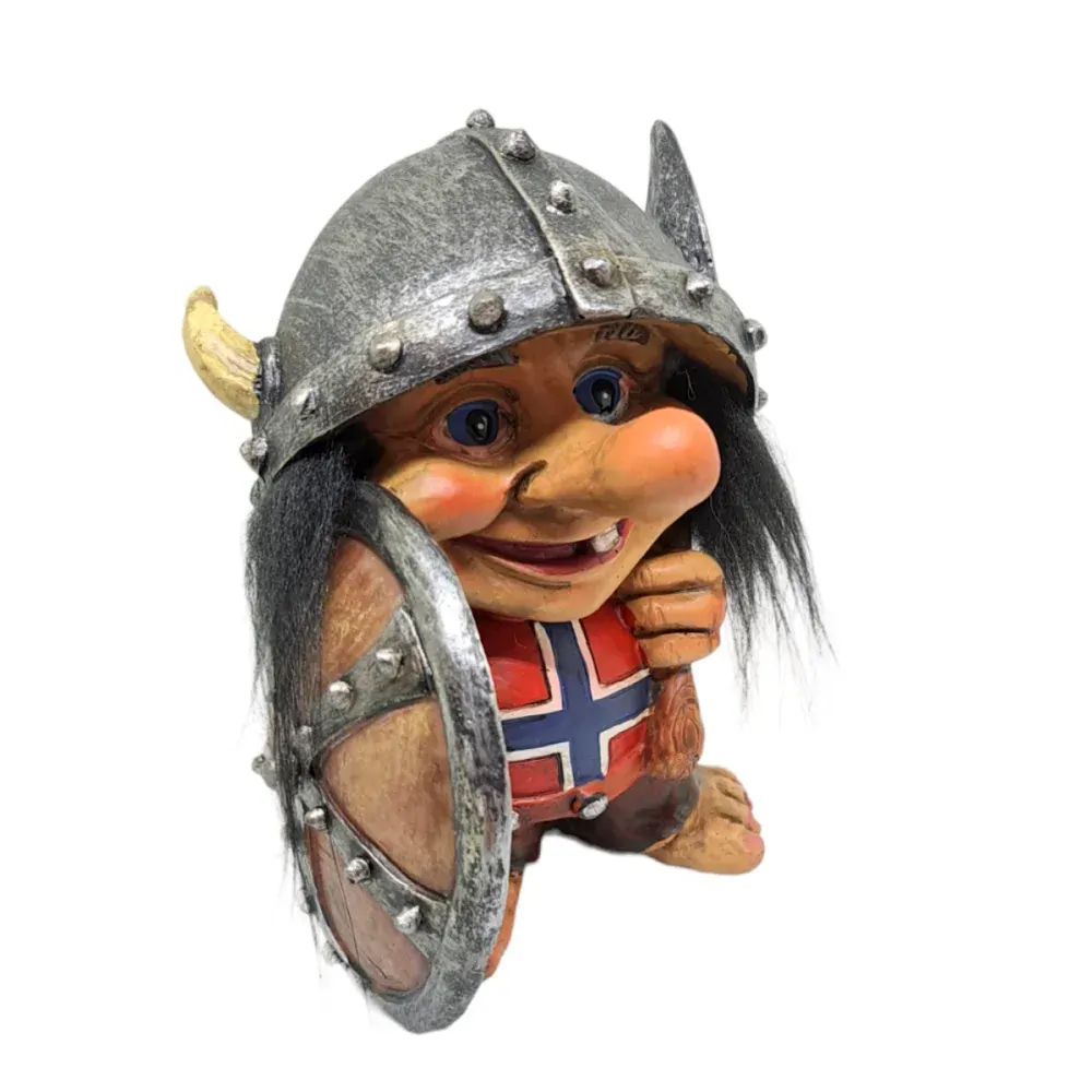 TROLL S HELMOU A ŠŤÍTEM F